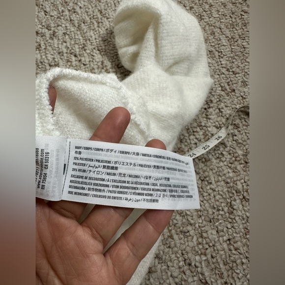 Hollister Cropped White Knit Sweater size S - Picture 7 of 8